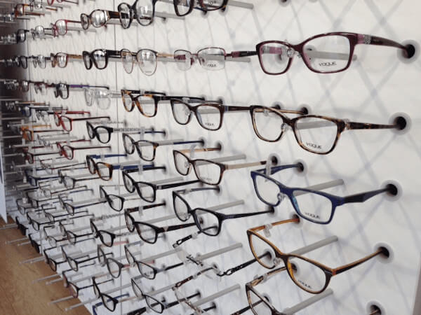 enquête mystère chez l'opticien